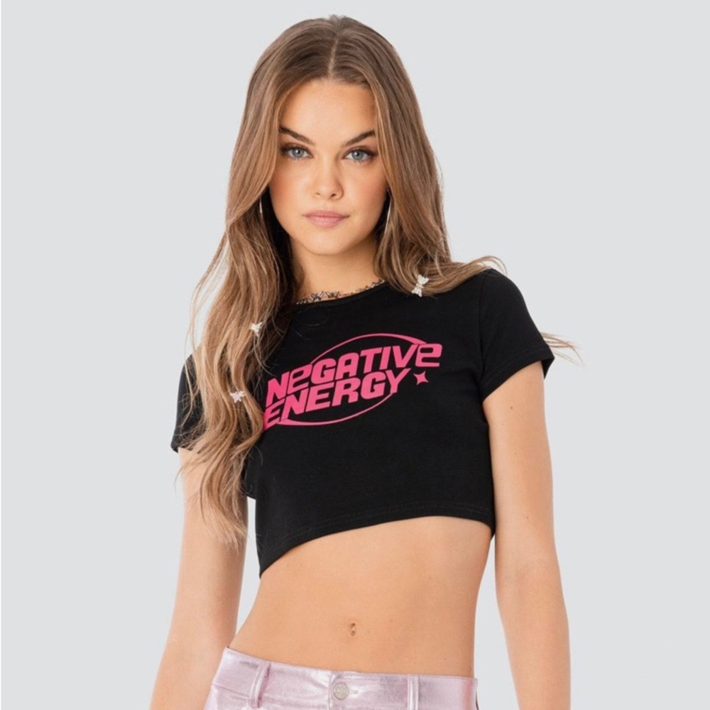 Edikted Negative Energy Crop Top
